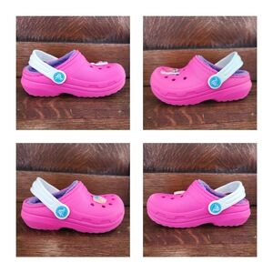 Girls Lined Crocs Size 8